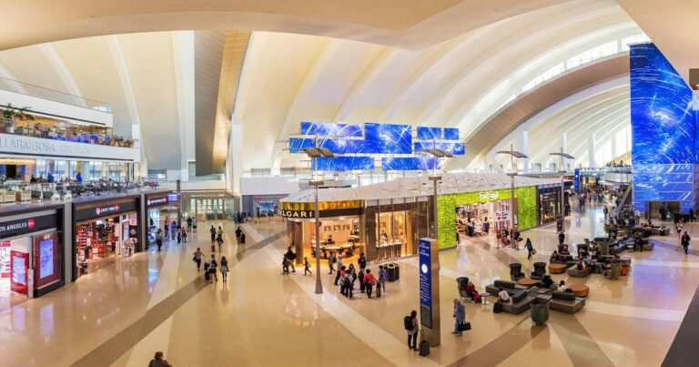 LAX Airport Terminal B – Services, Lounges & Gates