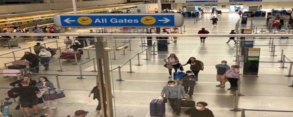 How Early to Arrive at LAX for Domestic Flight